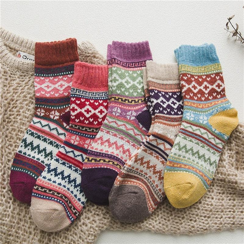 SnugFeet – Soft & Long-Lasting Winter Socks 9