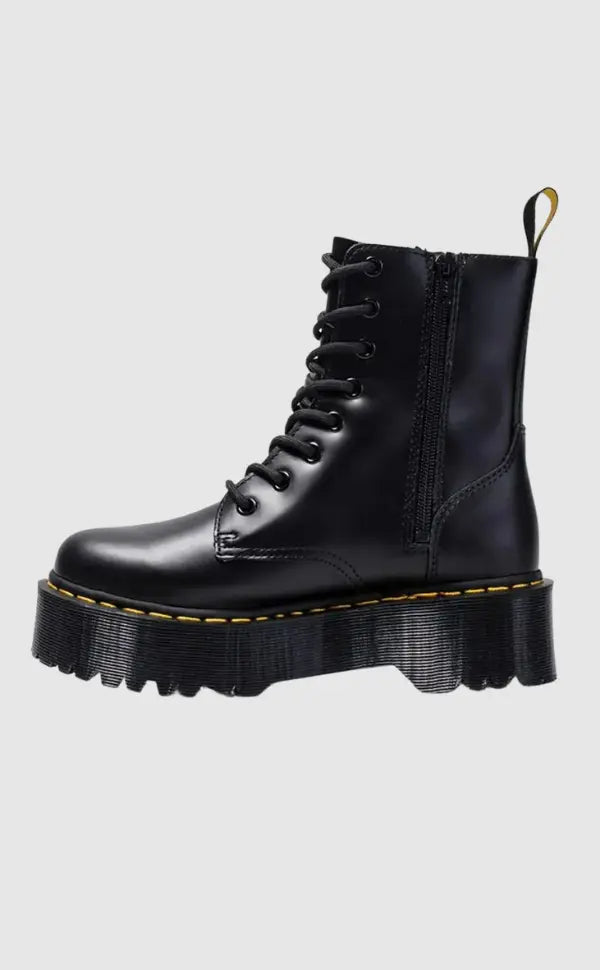 Stylish Platform Boots with Chunky Sole – Comfortable Urban Footwear for All-Day Wear 0