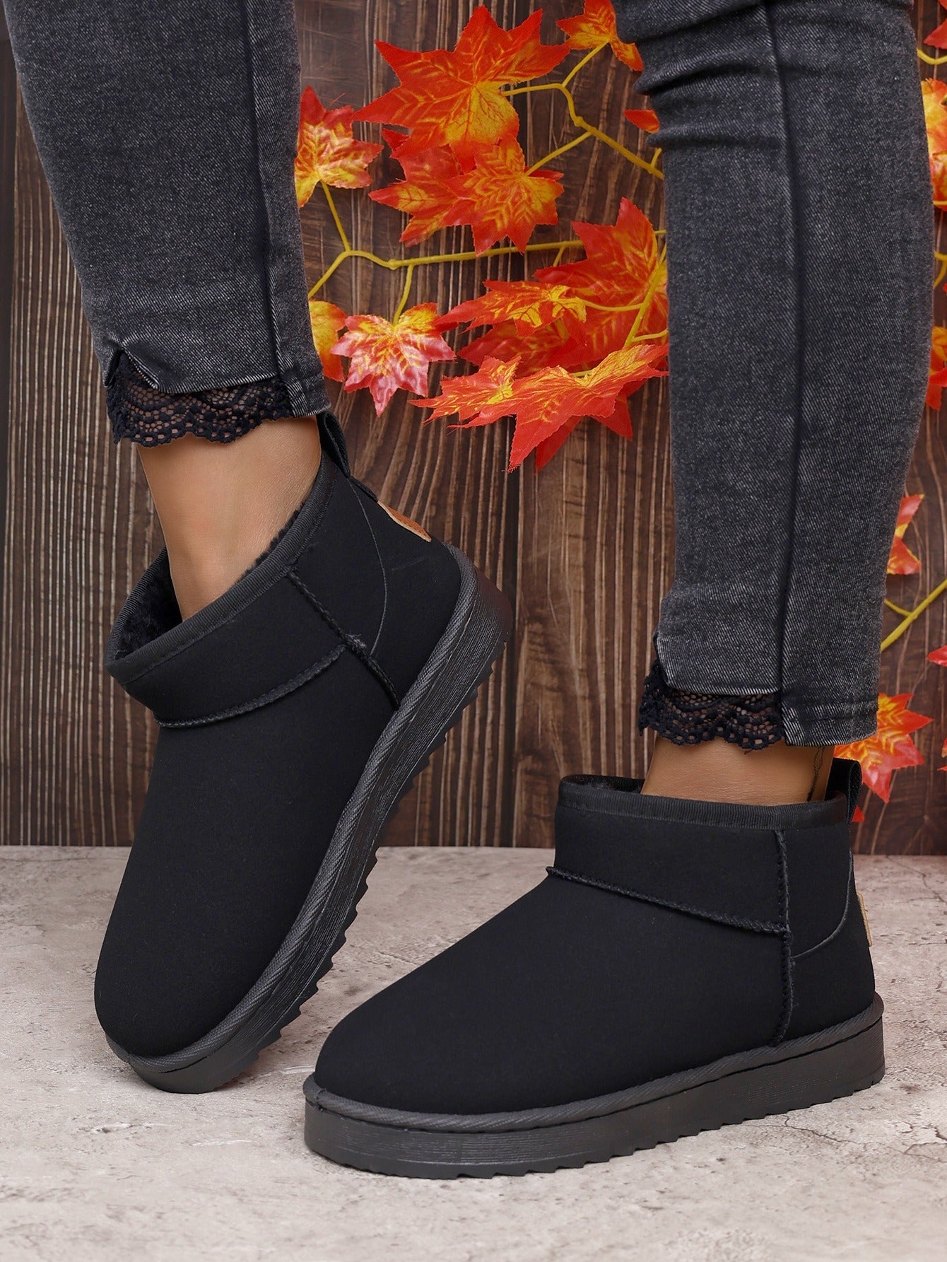 Women's Ultra Mini Platform Boots with Fur Lining – Black Ankle Booties for Winter Comfort 5