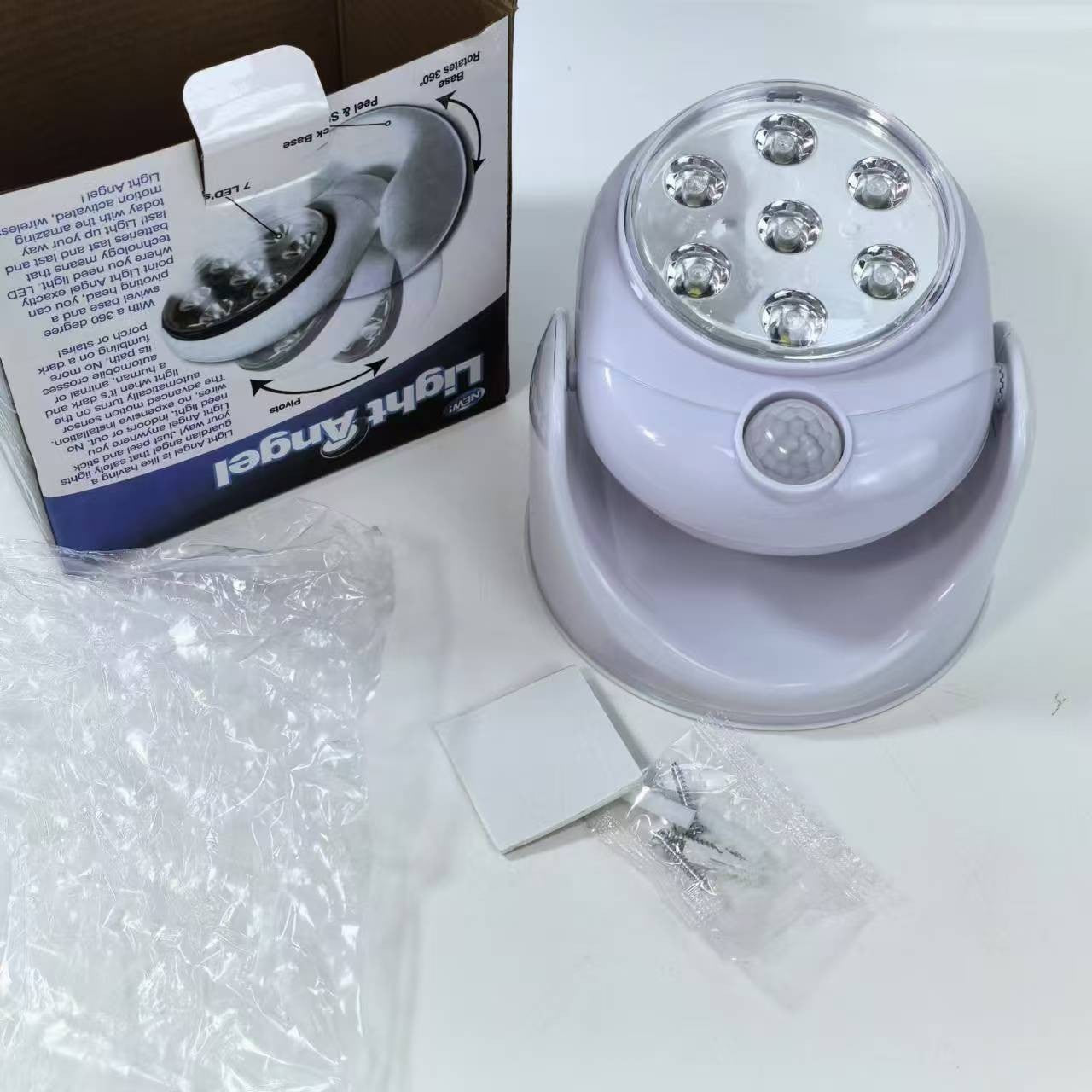 Ultra-Bright Motion Sensor LED Outdoor Light – Waterproof 450 Lumen Wireless LED Lamp for Safety and Visibility 1